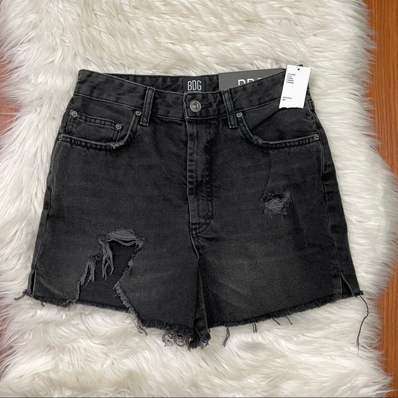 NWT BDG Surf Shorts High Rise Distressed Black Denim Jean Shorts Size 27 - Picture 2 of 6